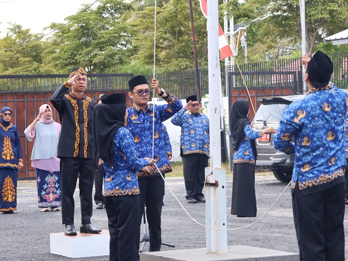 Semangat Kedaulatan, Bawaslu Kalteng Peringati HUT ke-80 RI dengan Upacara