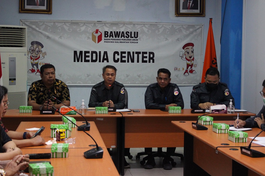 Sukseskan Pemilu 2024 DPRD Bartim Kunjungi Bawaslu Kalteng