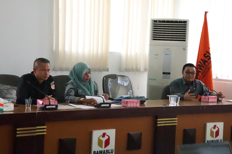 Bahas Persiapan Pengawasan Pemilihan 2024, Bawaslu Kalteng Rapat Internal