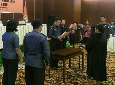 Pelantikan Pejabat Eselon IV Bawaslu Provinsi Kalimantan Tengah