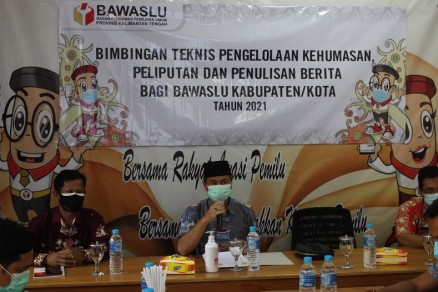 Bawaslu Kalteng : Gelar Bimtek Kehumasan di Pulang Pisau