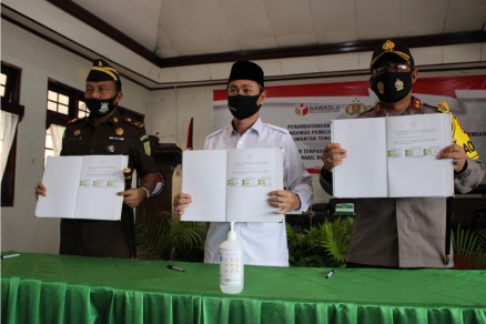 Bawaslu Provinsi Kalteng Gelar Penandatanganan Kesepakatan Bersama Polda dan Kejati