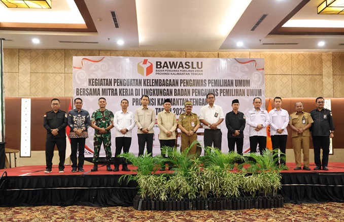Refleksi dan Evaluasi: Bawaslu Kalteng Gelar Kegiatan Kelembagaan Pengawas Pemilu Bersama Mitra Kerja