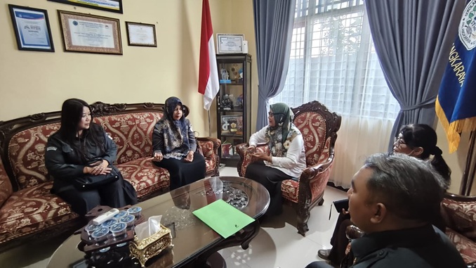 Anggota Bawaslu Kalteng Siti Wahidah dan Tim Pengawasan lakukan audiensi bersama STMIK Palangka Raya, Senin (2/3/2026).