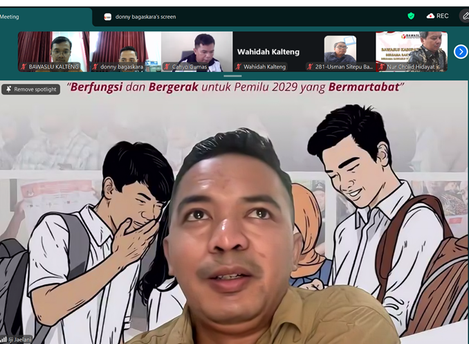 Narasumber Iji Jaelani, Tenaga Ahli Bawaslu RI pada Rapat Koordinasi Pelaksanaan Pendidikan Pengawas Partisipatif (P2P) Tahun 2026 dan Training of Fasilitator bersama Bawaslu Kabupaten/Kota se-Kalimantan Tengah secara daring, Kamis (21/5/2026).