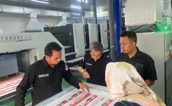 Bawaslu Kalteng Awasi Proses Percetakan Surat Suara Sampai Pengiriman