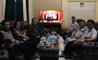 Hari Terakhir Pendaftaran Parpol, Bawaslu Kalteng Sambangi KPU