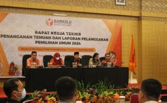 Samakan Persepsi, Bawaslu Kalteng Gelar Rakernis