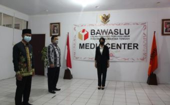 Tingkatkan Kerja Sekretariat Sekjen Bawaslu Lantik Pejabat Fungsional
