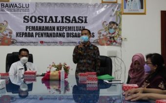 Inginkan Peran Aktif LKS Binaan Dinsos Bawaslu Kalteng Gelar Sosialisasi