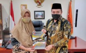 Pengawasan Bawaslu Kalteng Serahkan Laporan Akhir Kepada Bawaslu