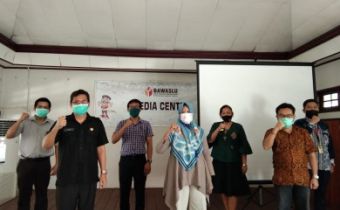 Bawaslu Kalteng Bahas Bersama MoU Membangun Kerja Sama dengan Perguruan Tinggi