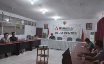 Diskusi Internal Divisi Hukum Edisi 1, â€œPresidential Threshold: Perlukah Direvisi?â€