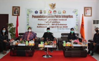 Hadiri Penandatanganan Pakta Integritas Pencegahan, Pengawasan dan Penindakan Pelanggaran Protokol Kesehatan Covid-19