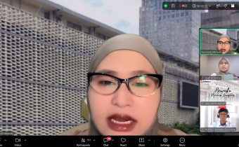 Tangkapan layar Tenaga Ahli Bawaslu, Apriyanti Marwah, membuka kegiatan rapat secara daring pada, Rabu (14/10/2026).